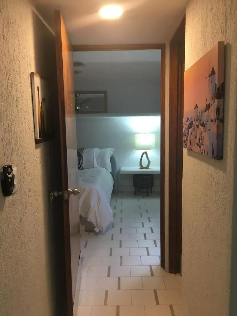 Cozumel-1 Bed 1 Ba Paradise Mexico